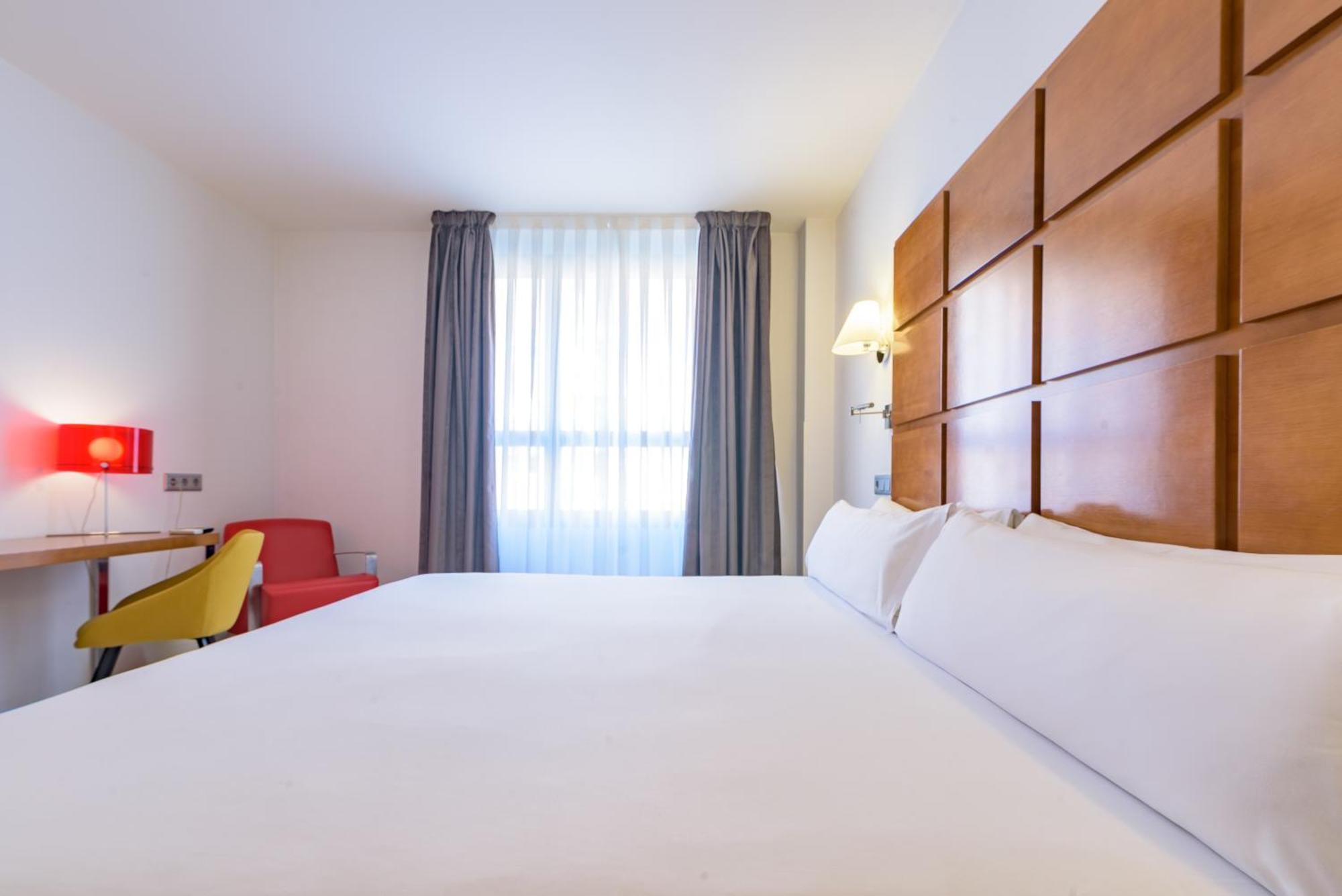 Single Room,186562914:JPEG