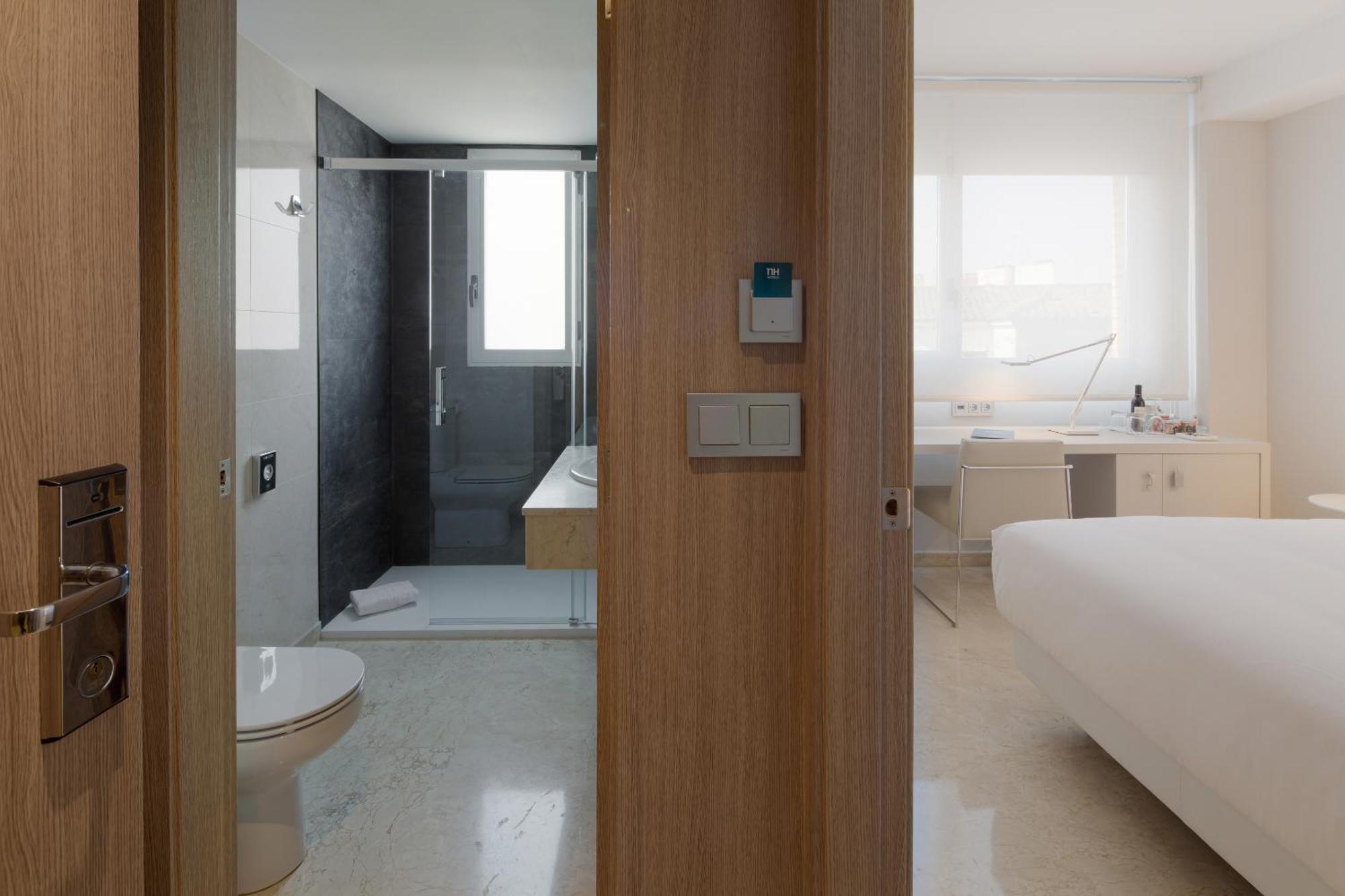 Standard Double Room,1697786912:JPEG