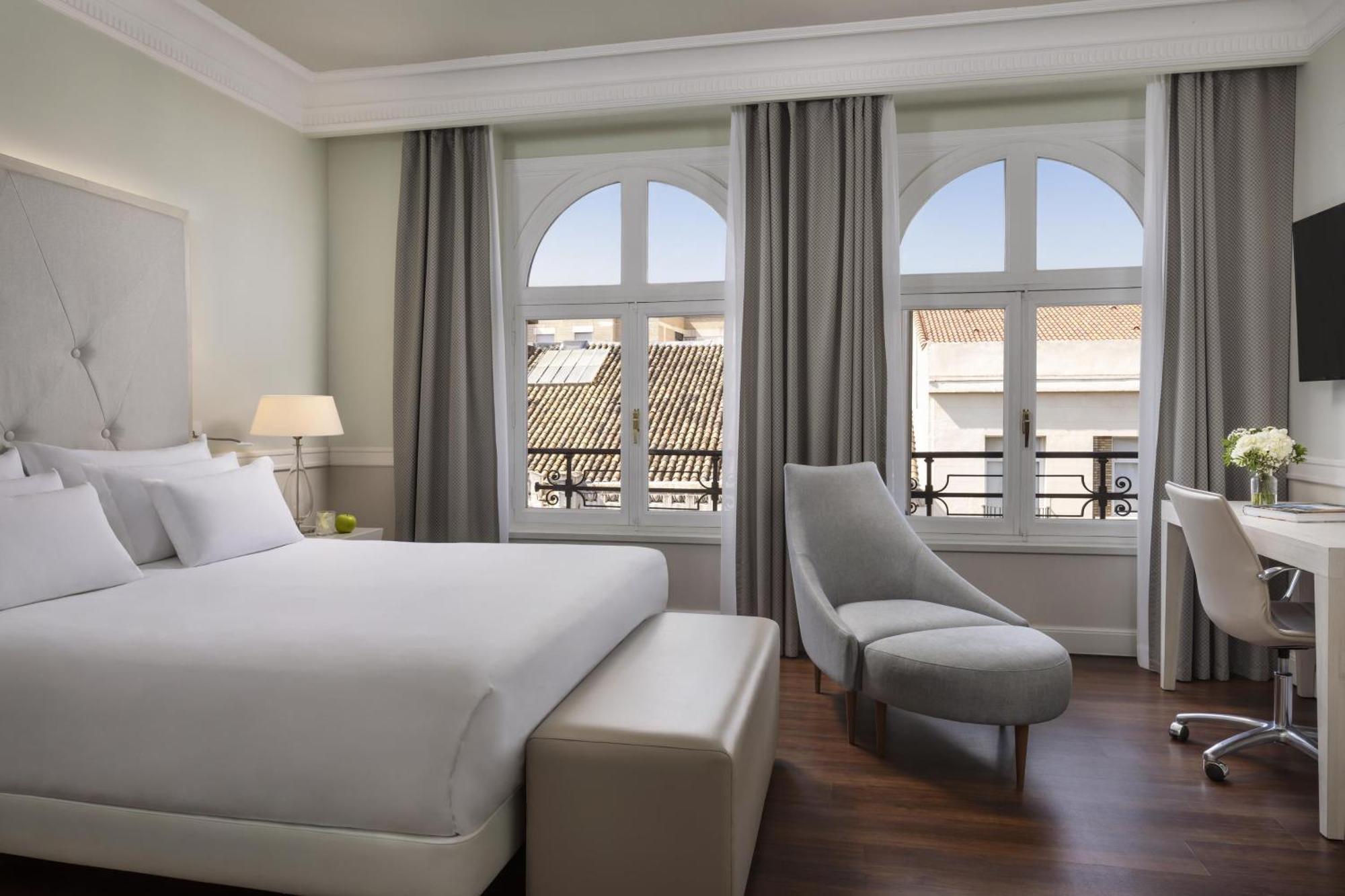 Premium Double or Twin Room,1742580802:JPEG
